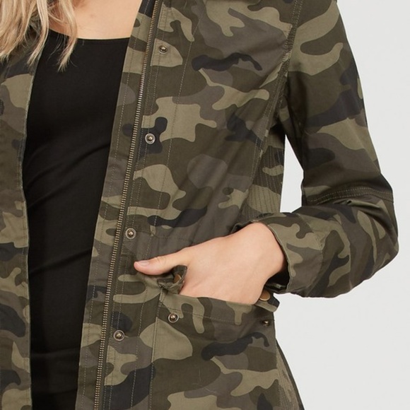 Camo Pattern Zip  Medium Legnth Jacket - Picture 2 of 7